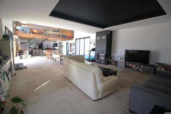 Oroix (65320) MAISON DE VILLAGE-DEPENDANCES