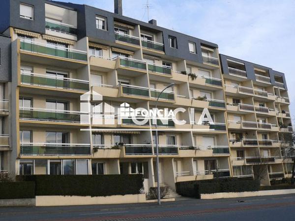 Location Studio 21.1 m² - 12 AVENUE FRANCIS BOUET Cholet 49300