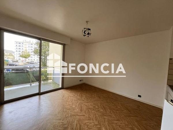 Location Studio 21.1 m² - 12 AVENUE FRANCIS BOUET Cholet 49300