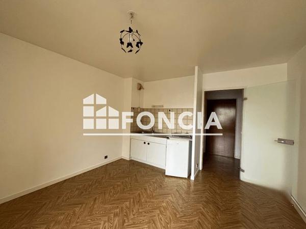 Location Studio 21.1 m² - 12 AVENUE FRANCIS BOUET Cholet 49300