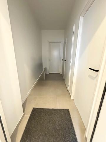 Appartement à vendre 5 pièces (73) - Triplex de 93 M2 avec Terrasse et jardin privatif, stationnements privatifs
