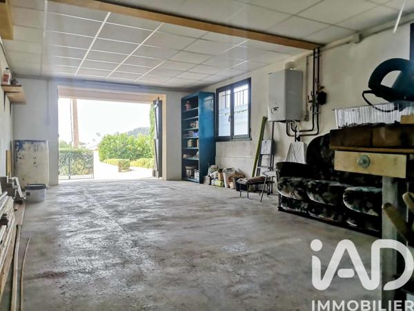 Maison à vendre 6 pièces 143 m² Pierrefeu-du-Var