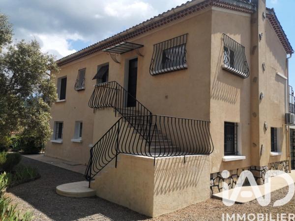 Maison à vendre 6 pièces 143 m² Pierrefeu-du-Var