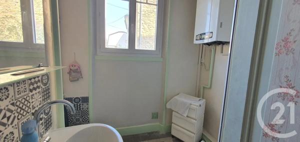 Appartement F3 à vendre  3 pièces - 61,95 m 2   NEVERS  - 58