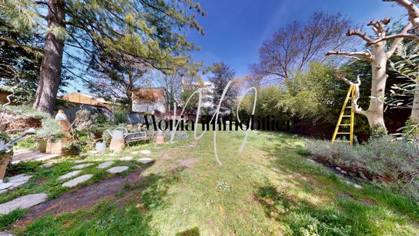 Maison 10 pièces - 300 m² Exclusivité