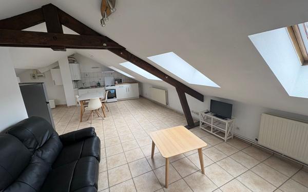 Appartement à louer    3 pièces • 33,87 m2 Algrange