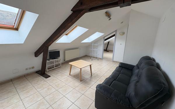 Appartement à louer    3 pièces • 33,87 m2 Algrange