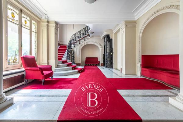 Paris 8ème, Appartement 3 Chambres -  156 m² à vendre