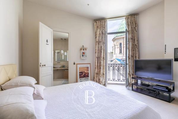 Paris 8ème, Appartement 3 Chambres -  156 m² à vendre
