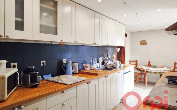 Maison à vendre    5 pièces • 157 m2 Lurcy-Lévis