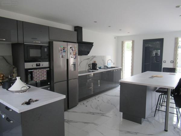 Maison à vendre à Sainte-Savine dans l'Aube (10300), ref : 10377/886