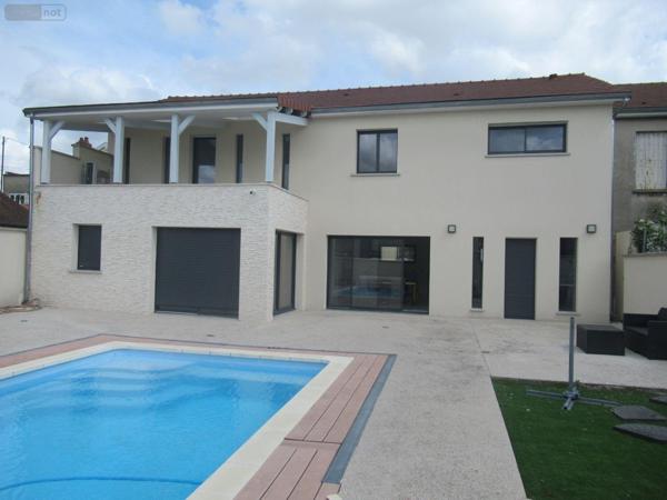 Maison à vendre à Sainte-Savine dans l'Aube (10300), ref : 10377/886