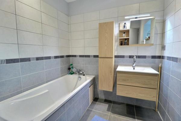 Maison rénovée à proximité des écoles et commerces