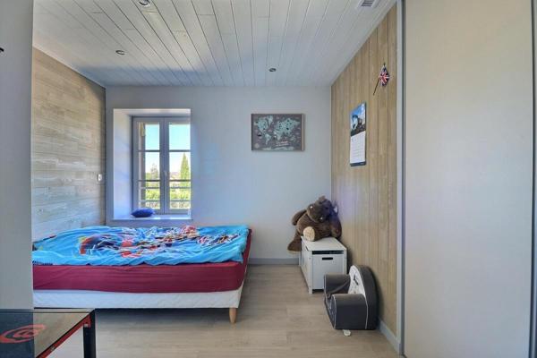 Maison rénovée à proximité des écoles et commerces