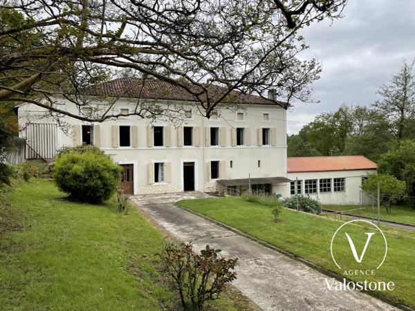 Maison 11 pièces de 300 m2