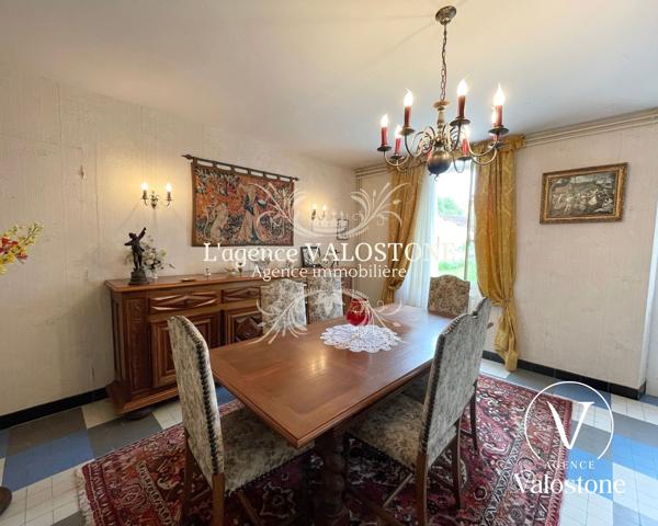 Maison 11 pièces de 300 m2