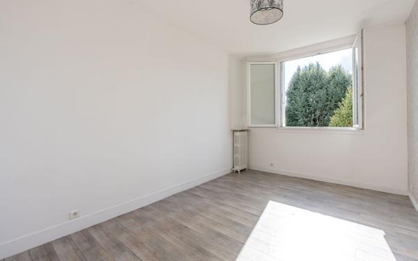 Appartement à vendre    3 pièces • 69 m2 Le Perreux-sur-Marne