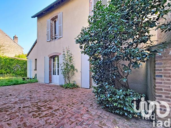 Maison à vendre 7 pièces 179 m² Saint-Julien-du-Sault