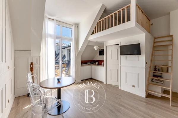 Paris 8ème, Appartement  31 m² à vendre
