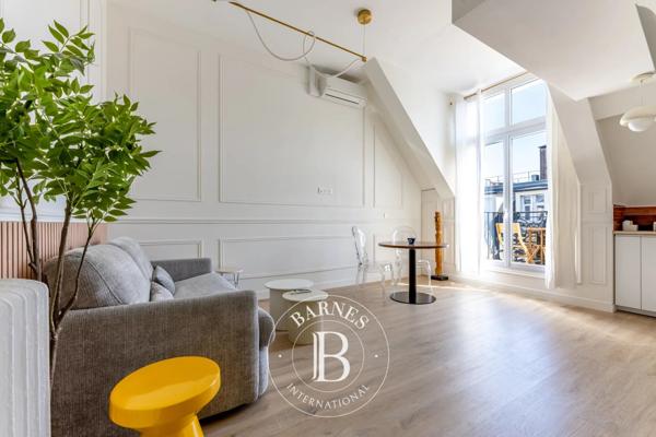 Paris 8ème, Appartement  31 m² à vendre