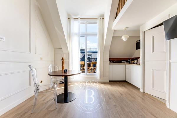 Paris 8ème, Appartement  31 m² à vendre