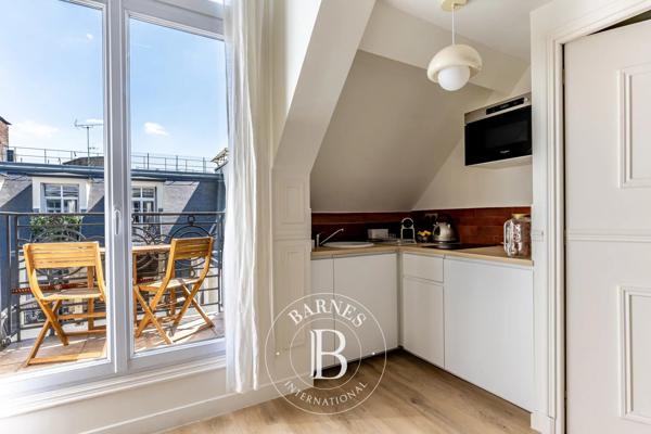 Paris 8ème, Appartement  31 m² à vendre