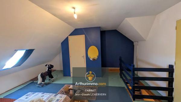 Vente                                                      Maison
                        
                     8 pièces                      173 m2                     à Yffiniac