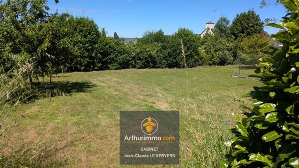 Vente                                                      Maison
                        
                     8 pièces                      173 m2                     à Yffiniac