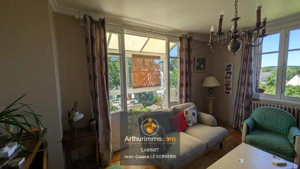 Vente                                                      Maison
                        
                     8 pièces                      173 m2                     à Yffiniac