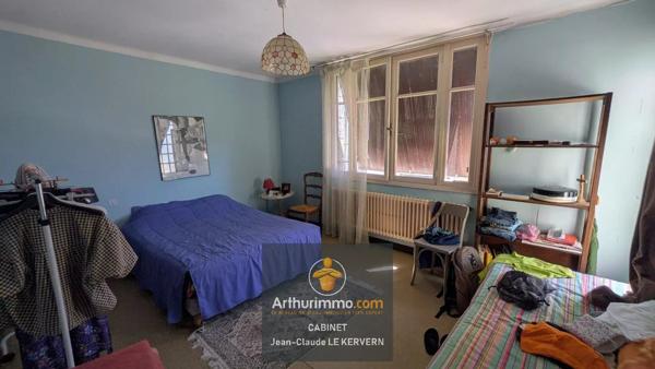 Vente                                                      Maison
                        
                     8 pièces                      173 m2                     à Yffiniac