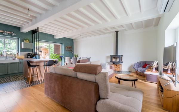 Maison à vendre    4 pièces • 139,41 m2 Chaleins