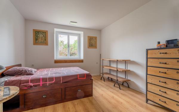 Maison à vendre    4 pièces • 139,41 m2 Chaleins