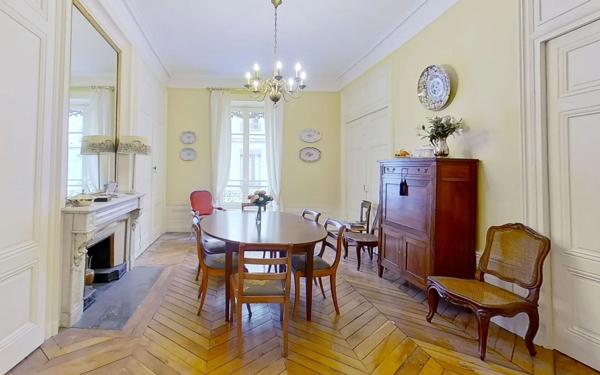 Appartement à vendre    5 pièces • 188,60 m2 Lyon 2