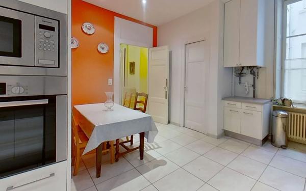 Appartement à vendre    5 pièces • 188,60 m2 Lyon 2