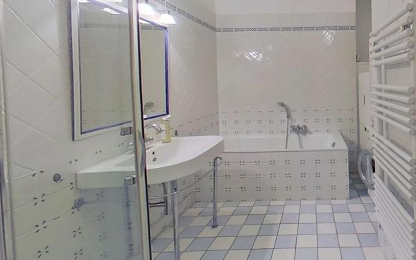 Appartement à vendre    5 pièces • 188,60 m2 Lyon 2