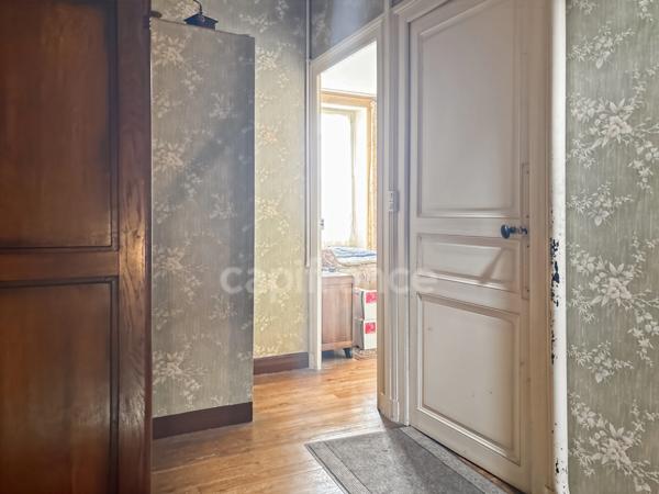 LE MANS Maison de type Mancelle à rénover quartier Olivier HEUZÉ 3 chambres et un bureau