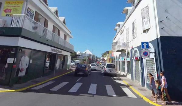 Local commercial en plein centre-ville de Saint-Pierre