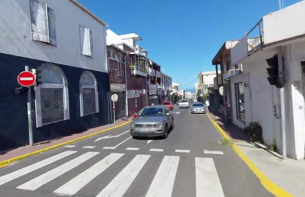 Local commercial en plein centre-ville de Saint-Pierre