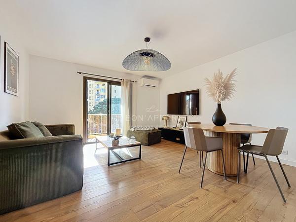 Appartement 3 pièce(s) 2 chambre(s) 77 m²