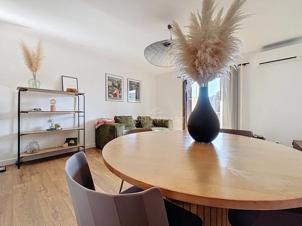 Appartement 3 pièce(s) 2 chambre(s) 77 m²