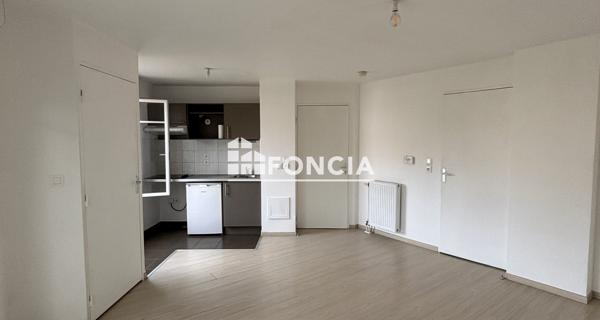 Location Appartement 2 pièces 42.75 m² - Persan 95340