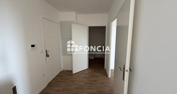 Location Appartement 2 pièces 37.3 m² - Mennecy 91540