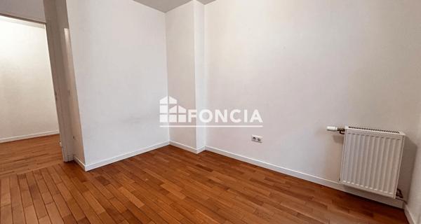 Location Appartement 4 pièces 78.3 m² - Clamart 92140