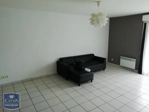 Appartement à louer 2 pièces 48.65m² Montigny-en-Gohelle (62640)