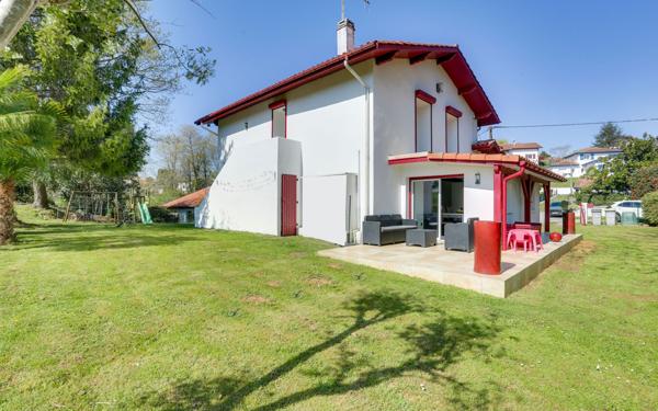 Maison à vendre    4 pièces • 105 m2 Villefranque