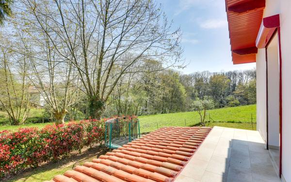 Maison à vendre    4 pièces • 105 m2 Villefranque