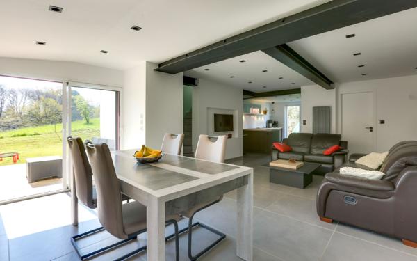 Maison à vendre    4 pièces • 105 m2 Villefranque