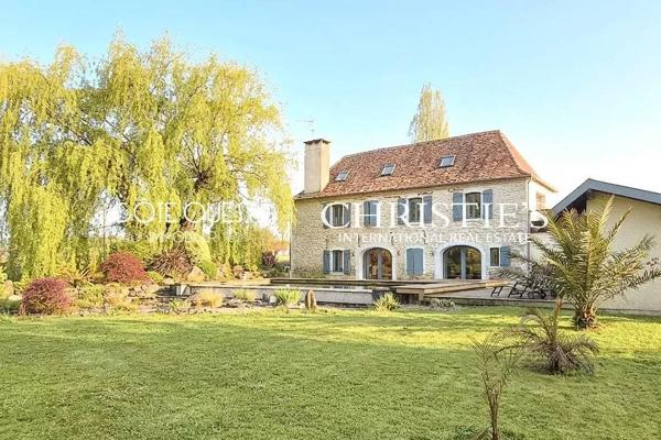 À vendre Orthez - Propriété du 18ème siècle sur parc de  2 hectares