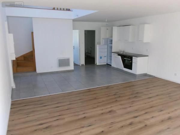 Location - Appartement Allouagne 62157 3 pièces 84 m 2