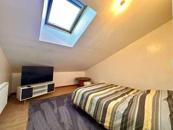 Immeuble d'environ 375 m² et fonds de commerce sur Luneville (54300)